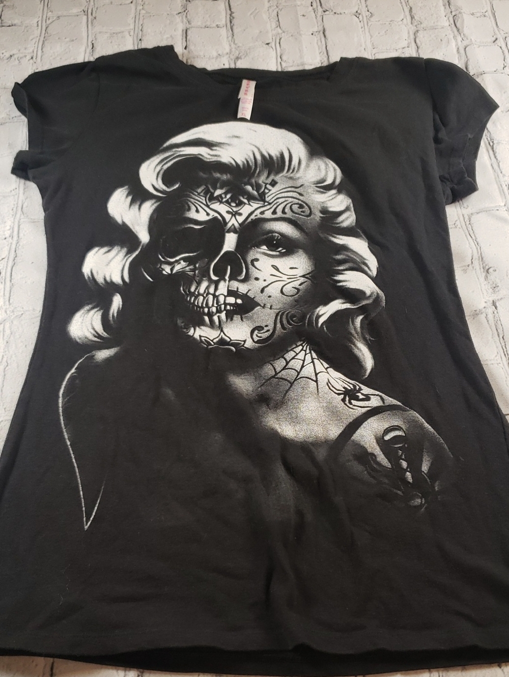 Marilyn Black Graphic Sugar Skull Pinup Tee XL